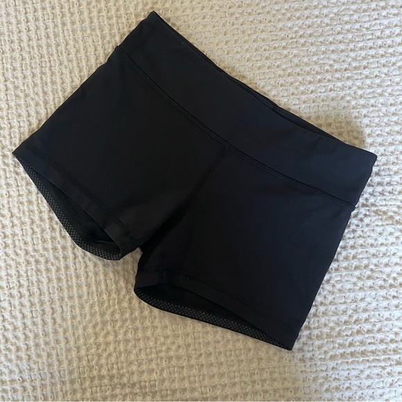 Ivivva by Lululemon Girls Spandex Shorts - Picture 2 of 6